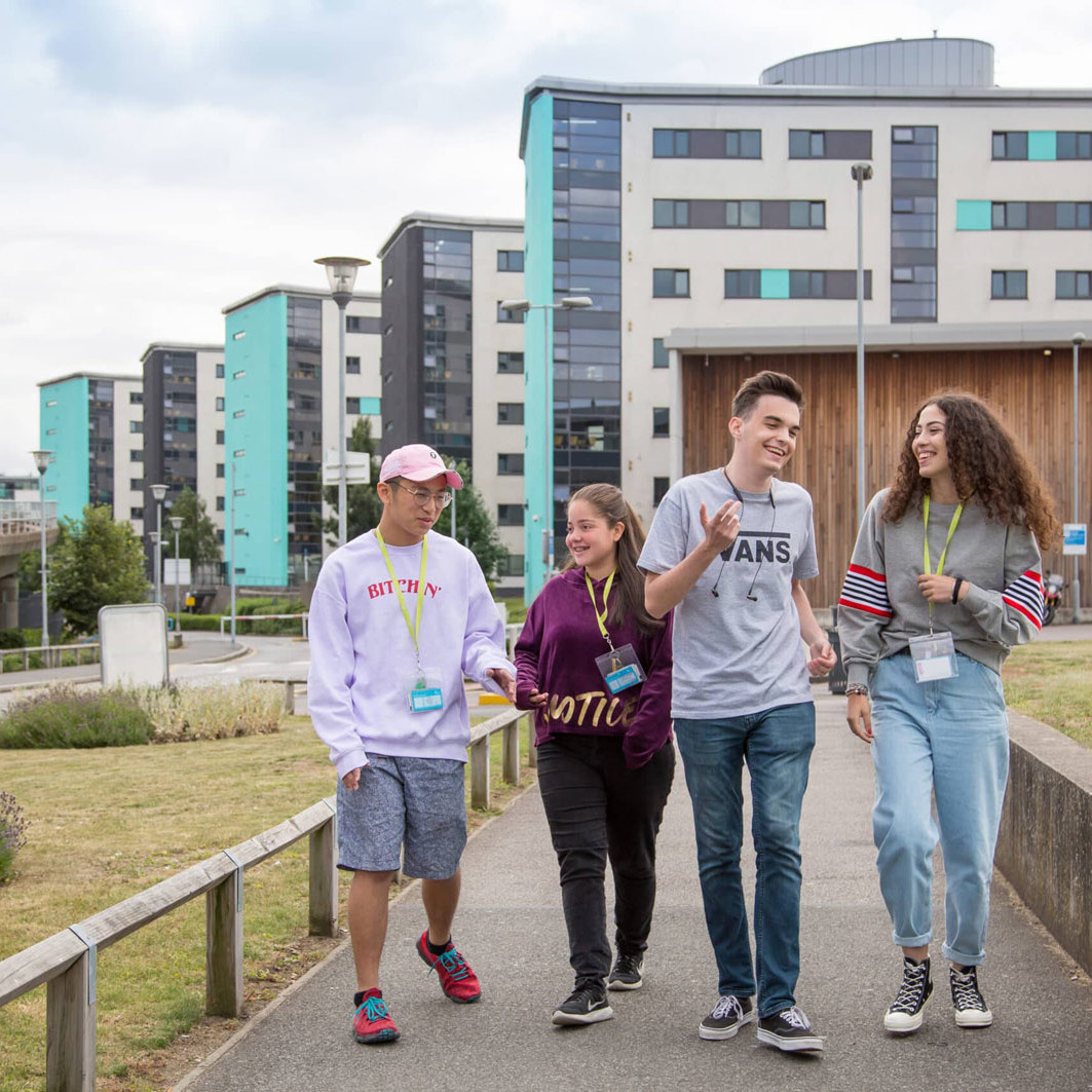 Детский лагерь Bayswater College, Лондон зима 2027